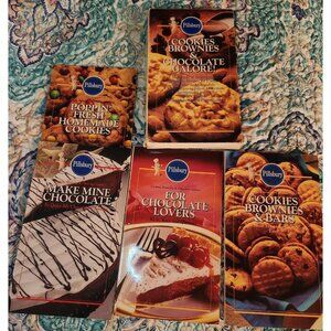 Pillsbury Cookies Brownies & Chocolate Galore Cook Book Set